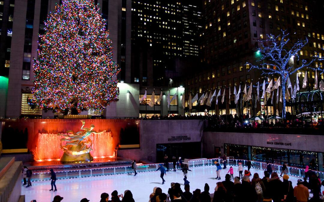 Winter Holidays in the United States: Snow, Lights, and Unforgettable Moments.